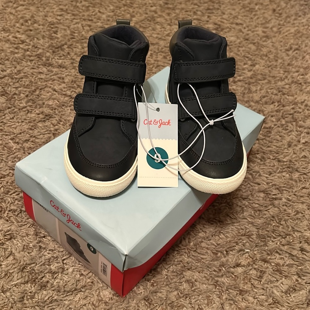 Cat and Jack Boots Size 9